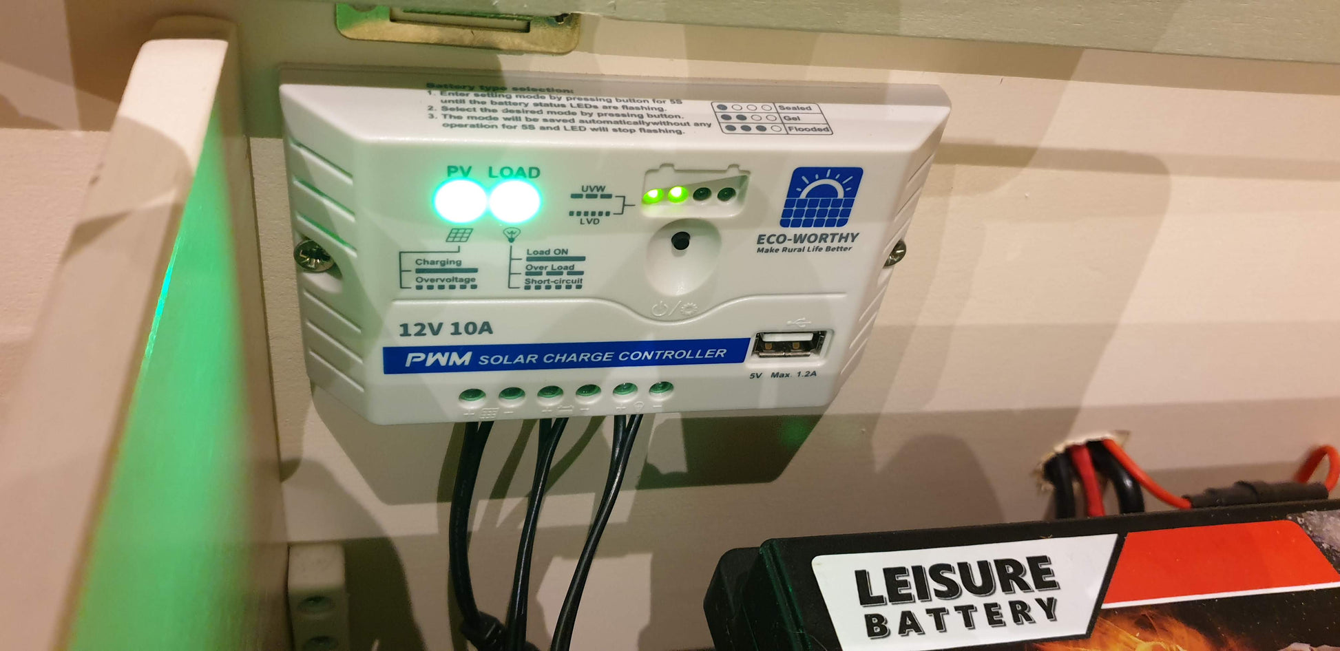 25W 12V 10A Solar Panel Kit with Leisure Battery Charge Controller with one additional USB socket